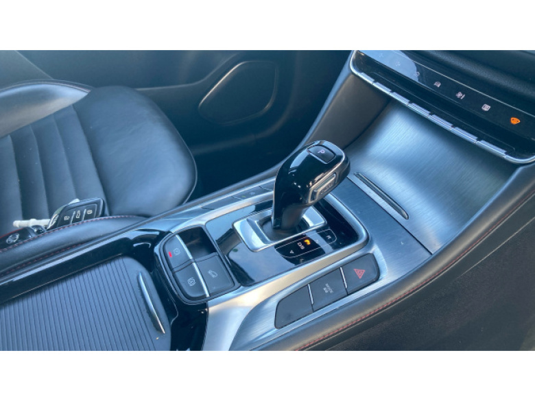 MG Hs 1.5 T-GDI Exclusive 5dr DCT Petrol Hatchback